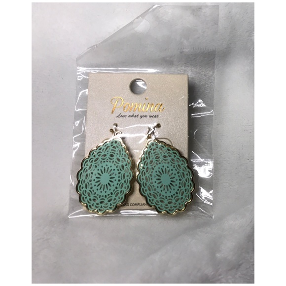 POMINA Mandala Tear Drop Hook Earrings - Picture 4 of 7